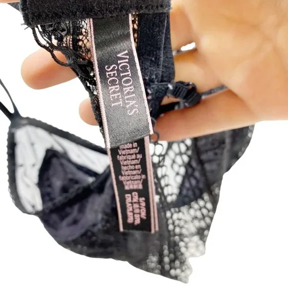 Victoria's Secret Black Lace Triangle Bralette S - Picture 6 of 8